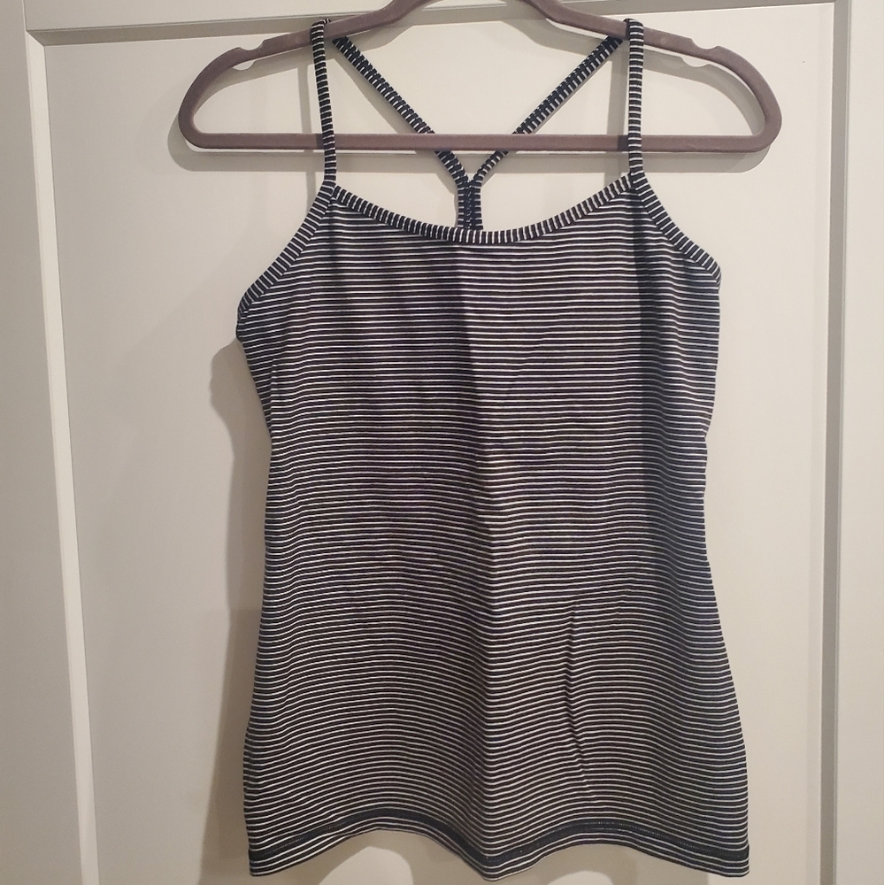 Lululemon tank
